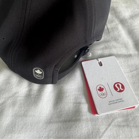 🆕🇨🇦 Lululemon Team Canada Olympic Baller Hat Soft Black - Picture 4 of 8